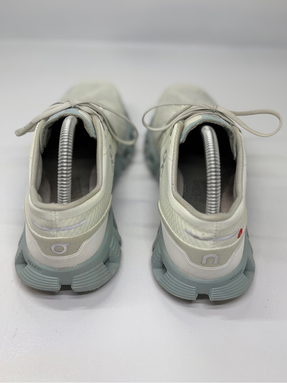 On Cloudswift Women’s 8 Glacier White Running Sneakers - Picture 12 of 15